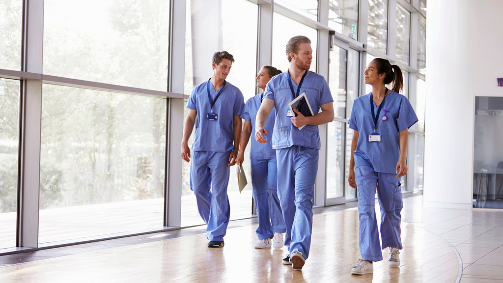 What Color Scrubs Do Nurses Wear?