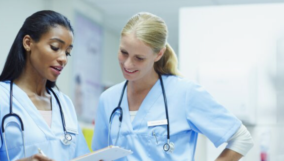 What Is a Registered Nurse and How to Become One